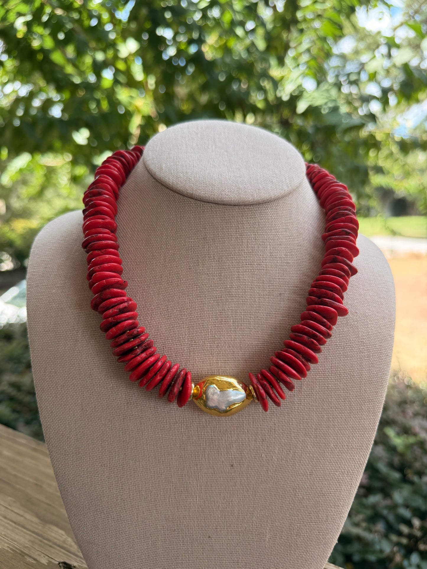 Game Day🏈: chunky red with gold and white center stone