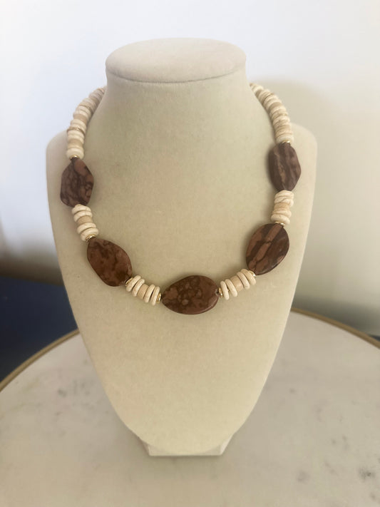 Wild Nest: brown and cream