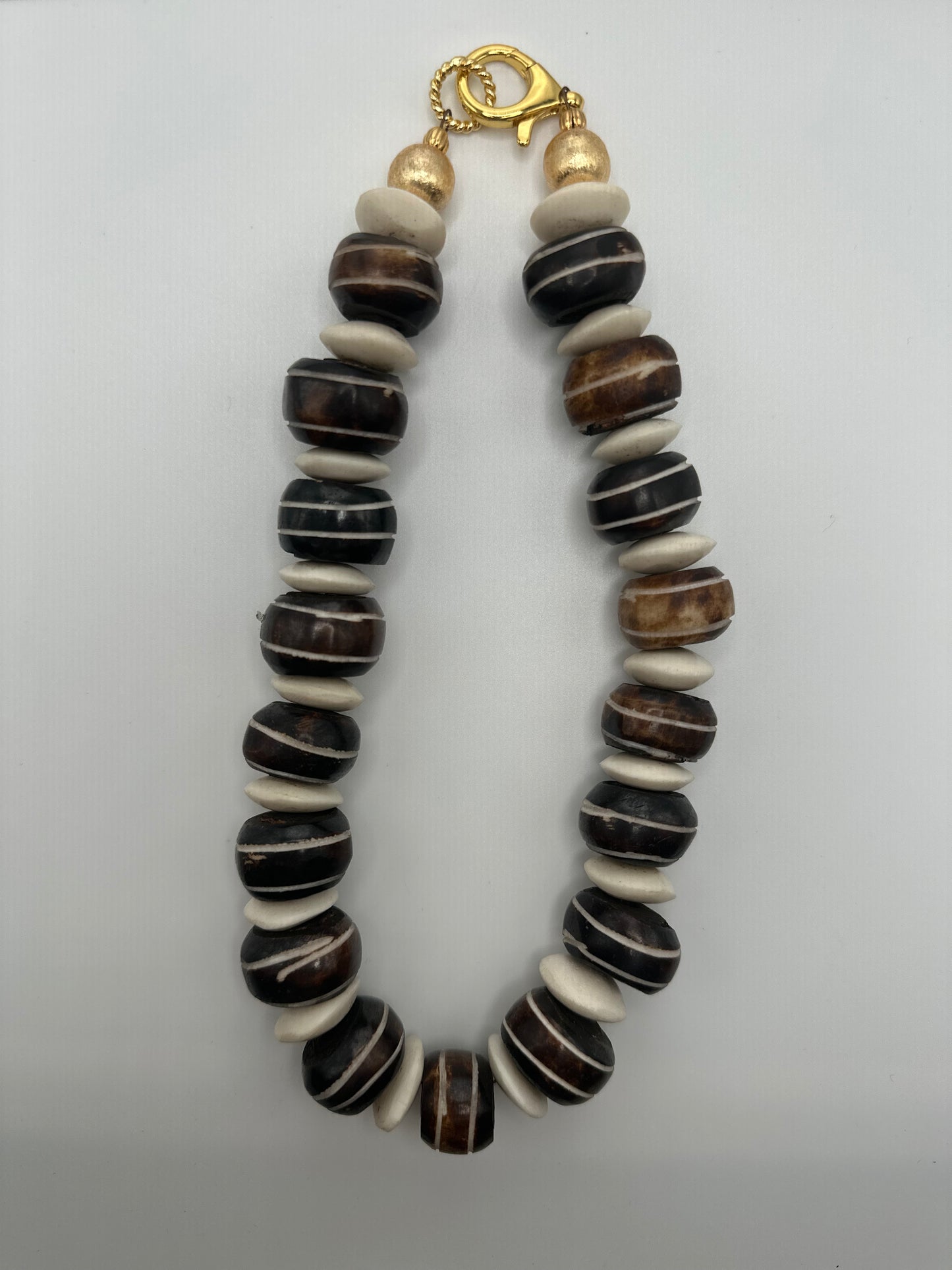Wild Nest: brown and cream