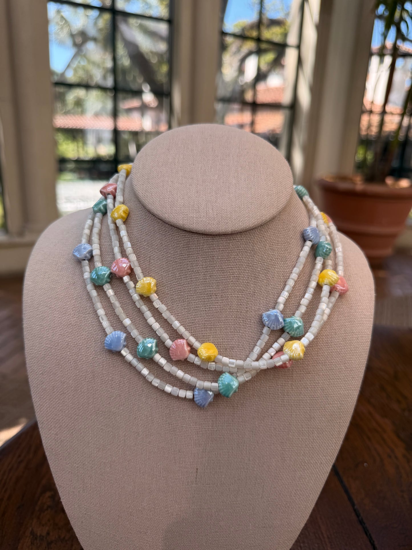 Minis: mother of pearl with mini shells