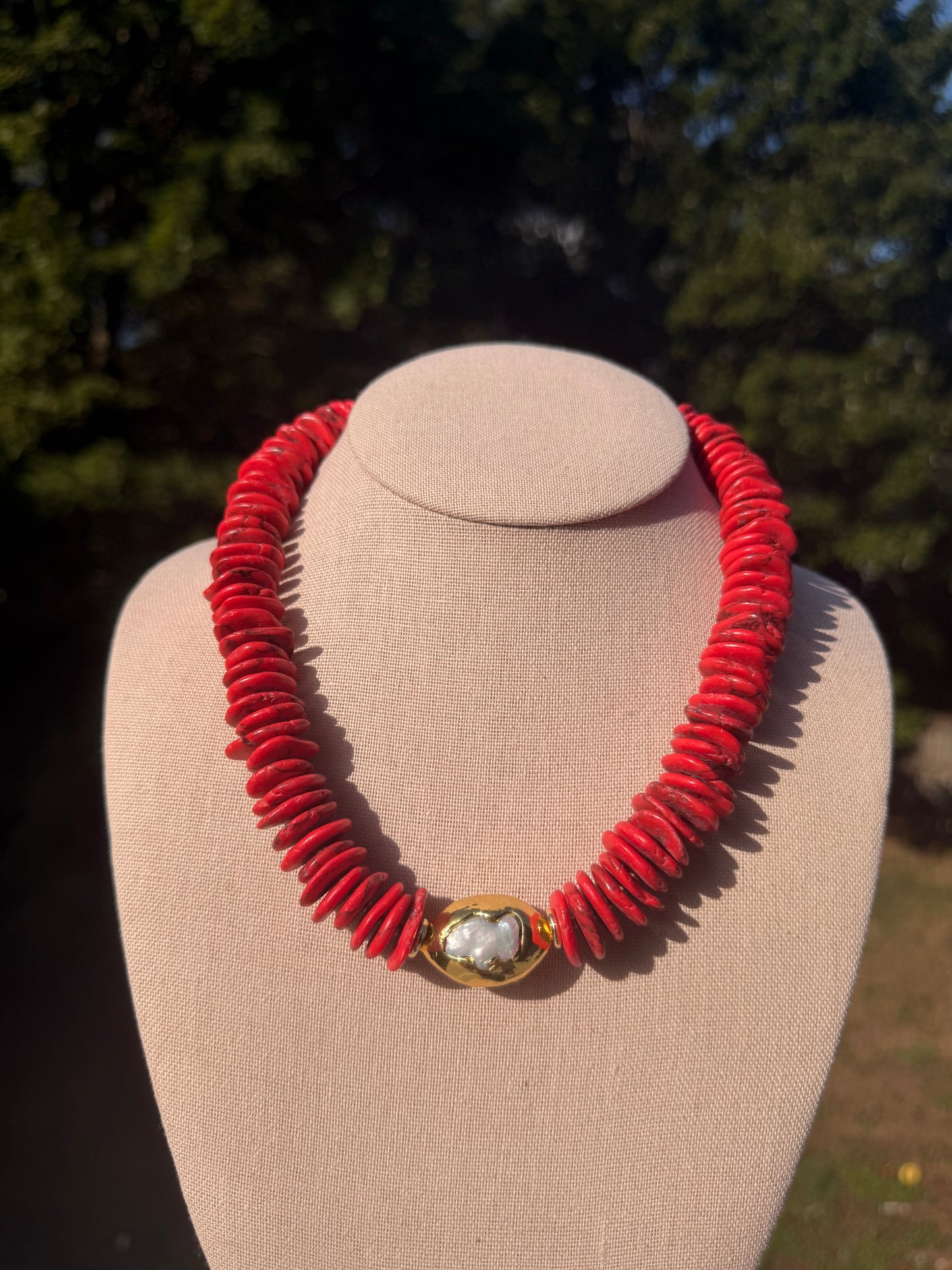 Game Day🏈: chunky red with gold and white center stone