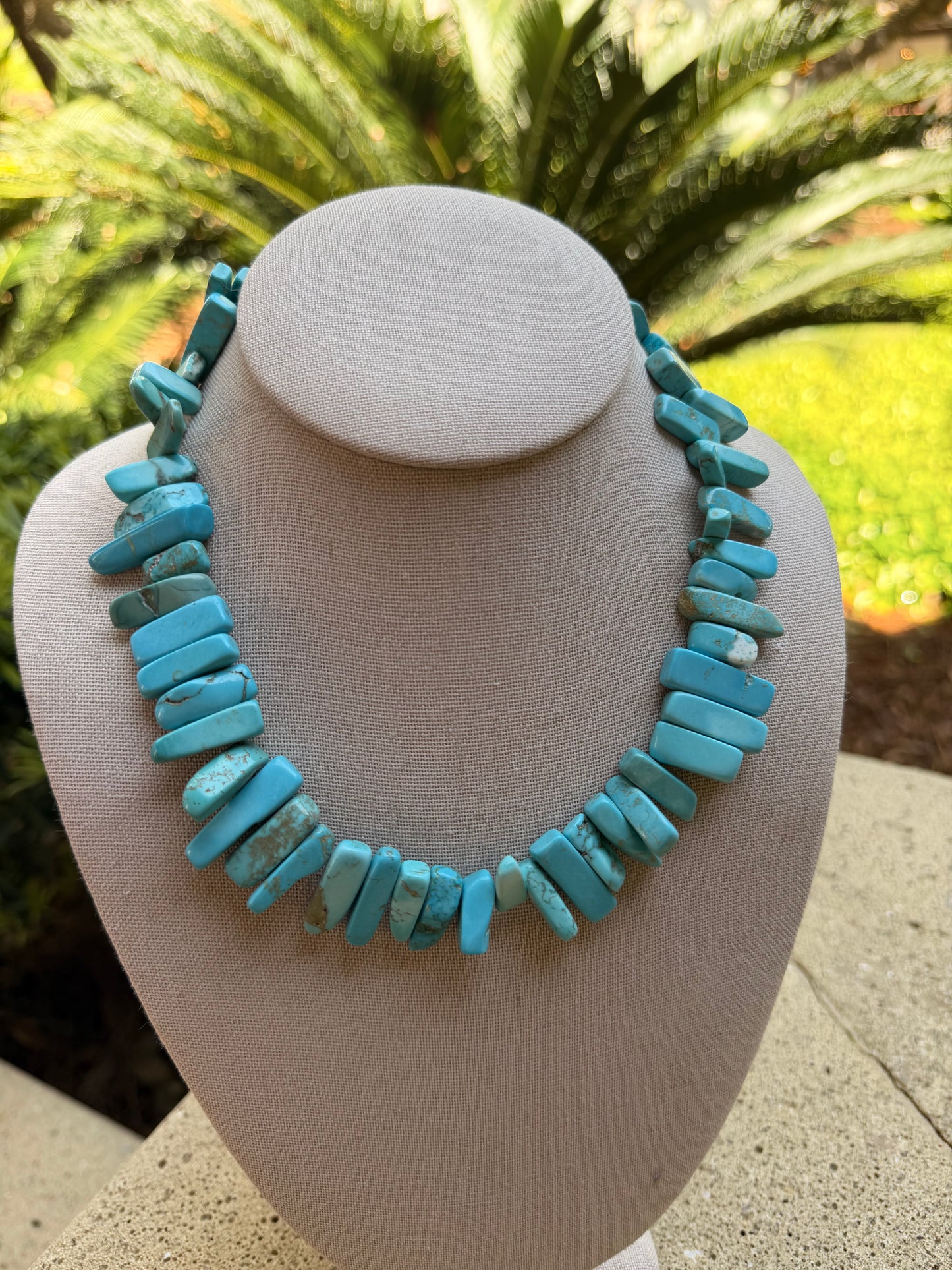 Quarry: turquoise rocks