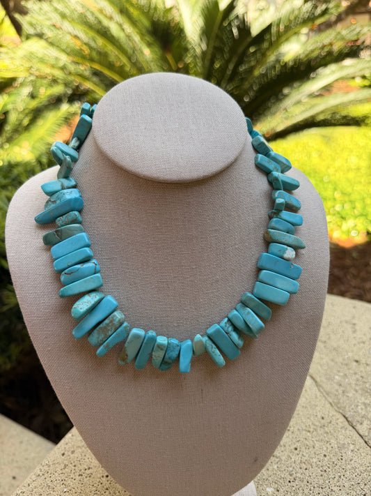 Quarry: turquoise rocks