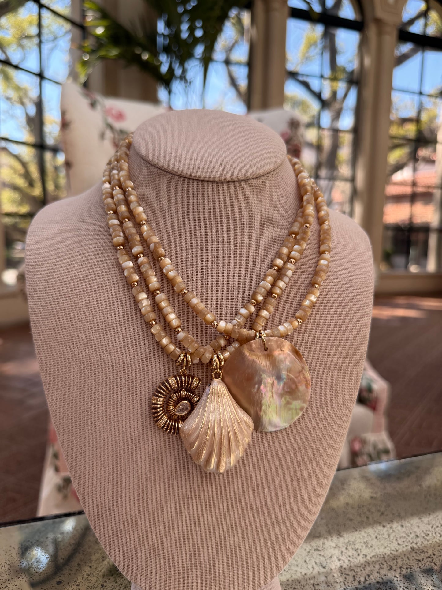 Beachy: mother of pearl with beachy pendant options