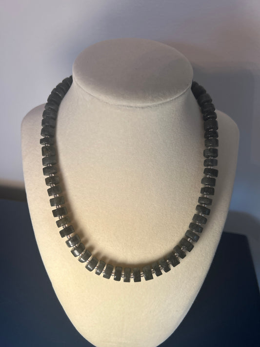 Meridian Series: cylindrical black