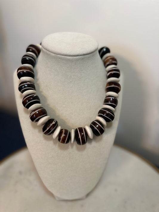 Wild Nest: brown and cream