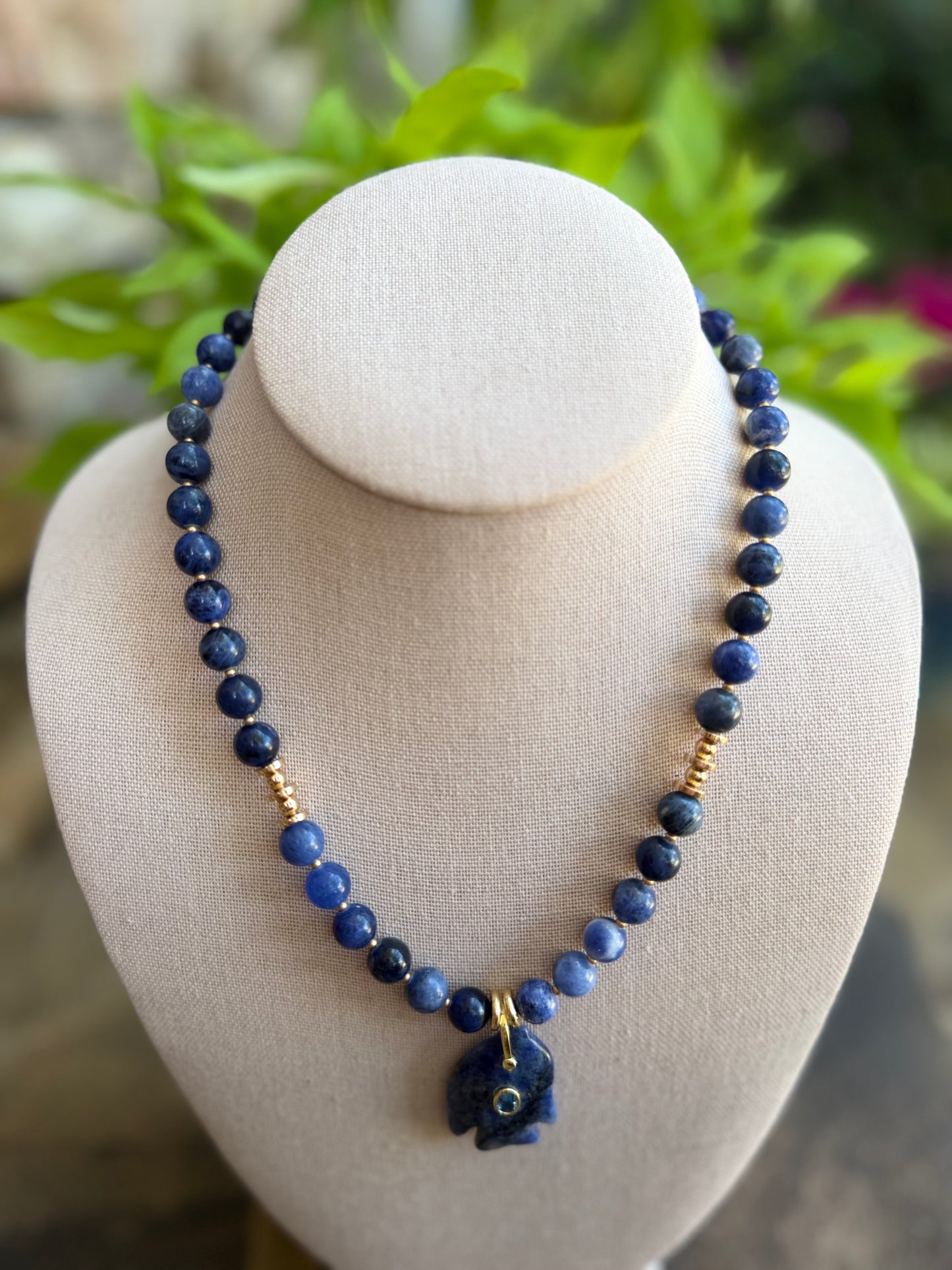 Flock: navy blue fish