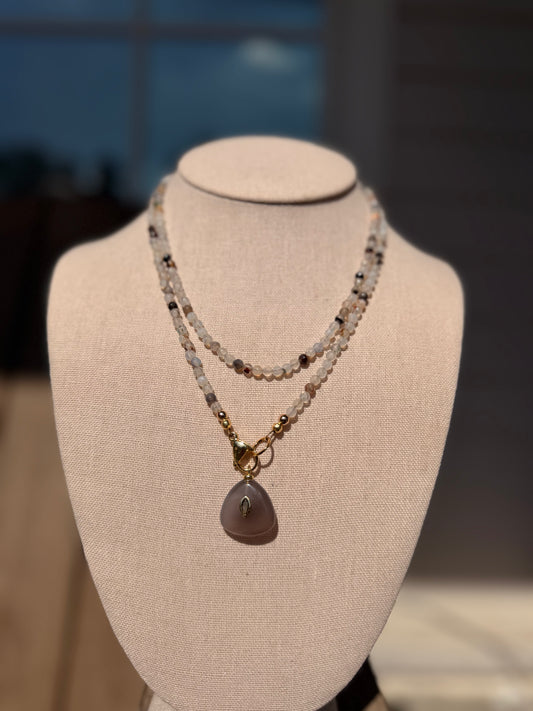 Double wrap: clear and grey jade