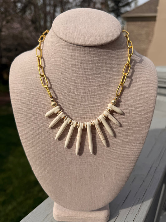 Quarry: cream and gold