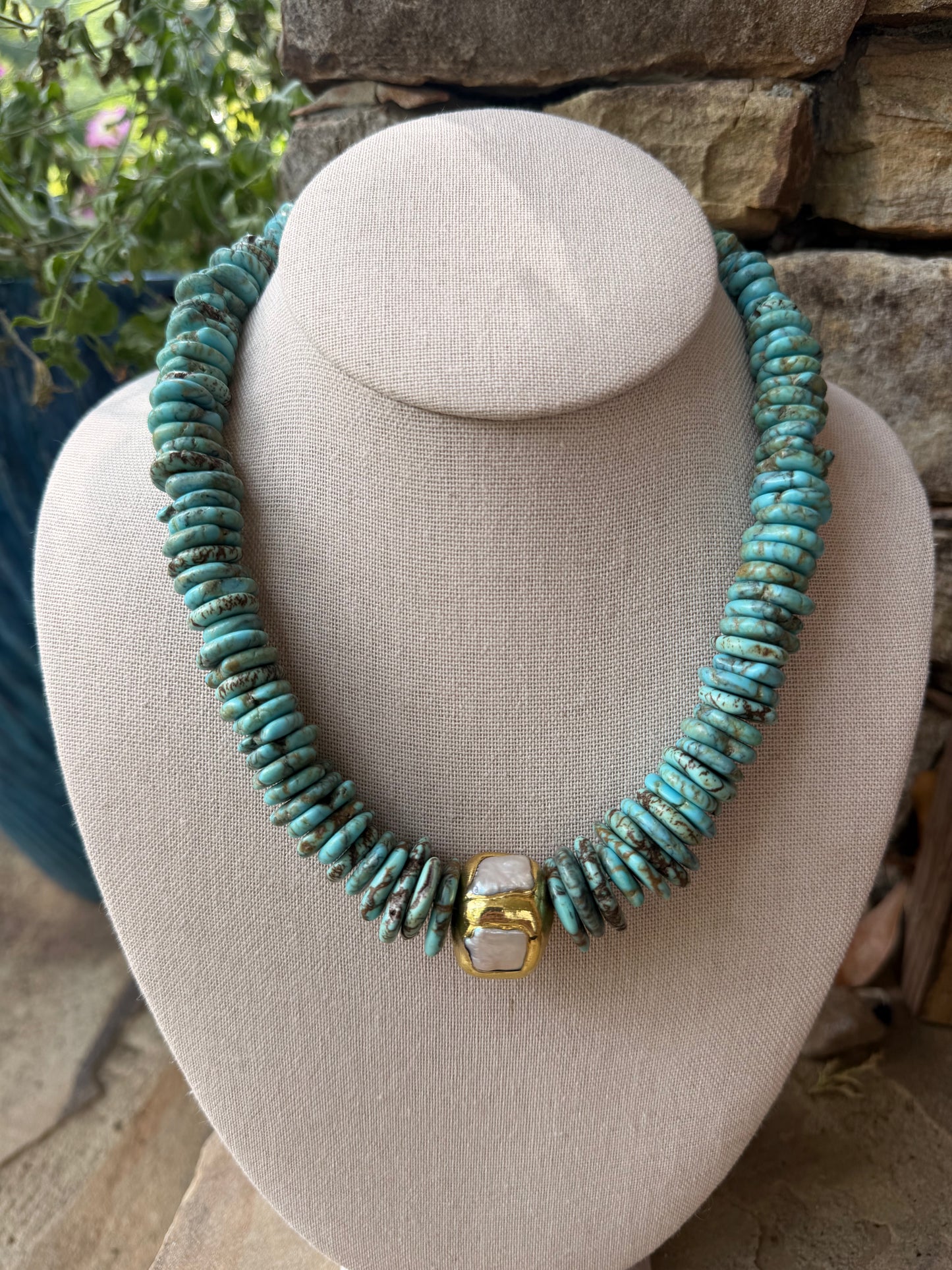 Quarry: chunky turquoise necklace with a gold and pearl center stone